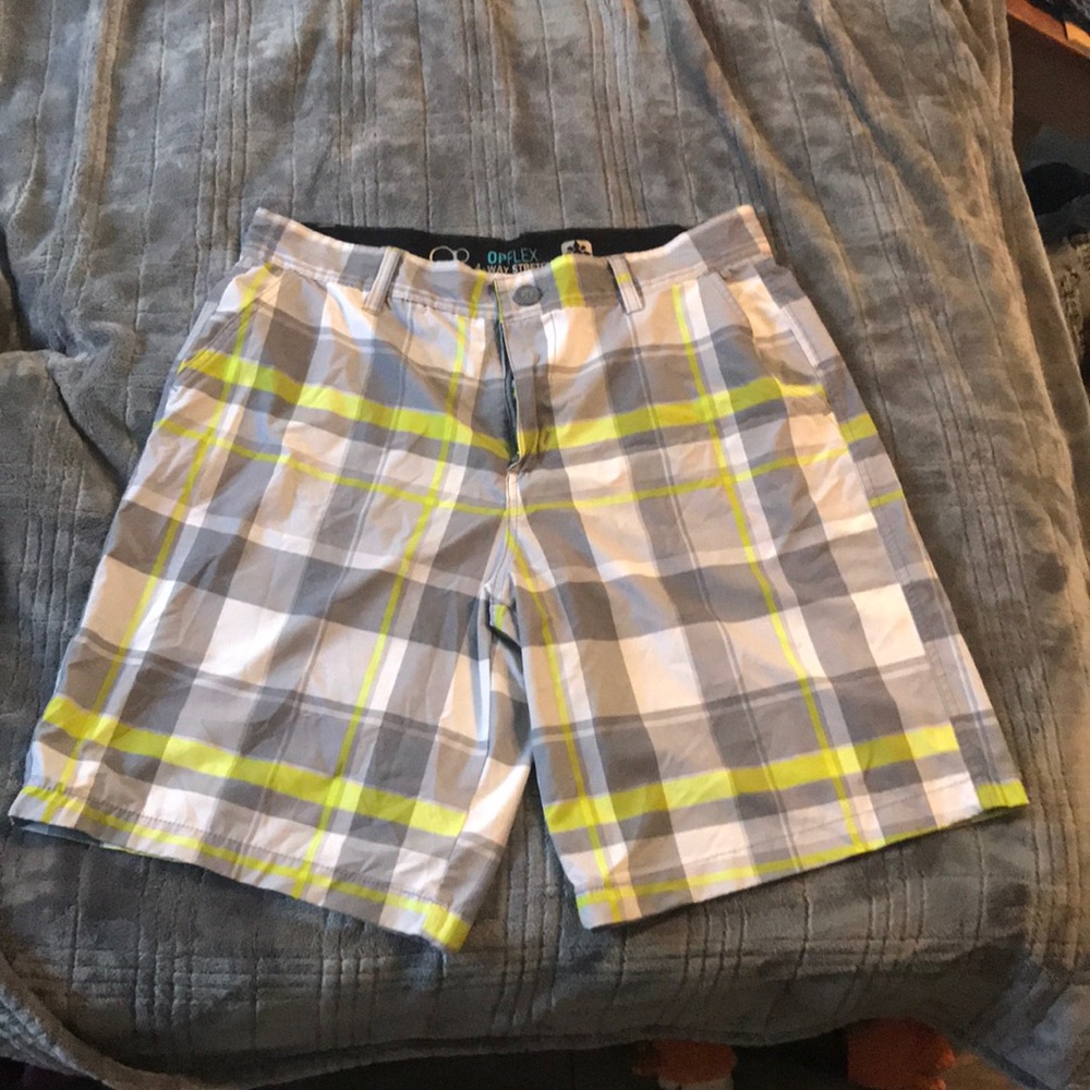 Opflex 4-way stretch shorts
